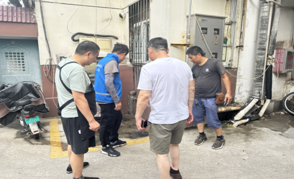 工程配资 疏通下水道 化解居民“堵心事”